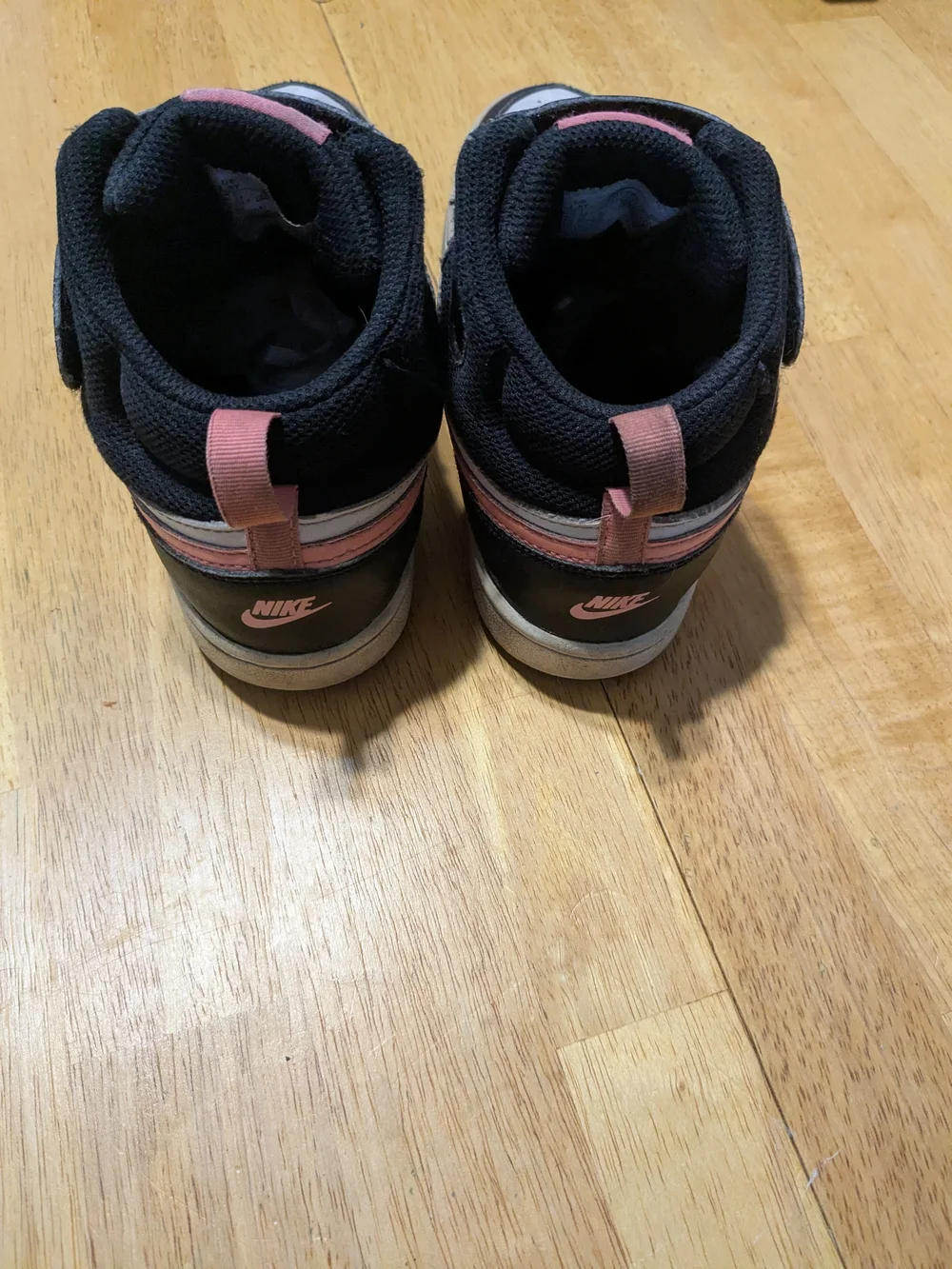 Nike Kids High-Top Sneakers in Black, White & Pink